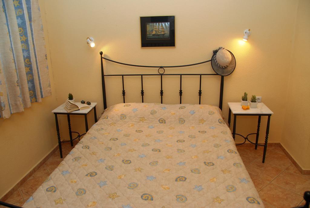 Zorbas Apartments Volissos Room photo